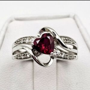 Kay Jewelers Silver Ring with Red Heart Gemstone